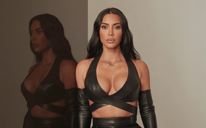 Kim Kardashian tạo dáng cho tạp chí thời trang. Ảnh: Variety